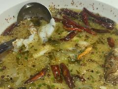 -鱼亨小鲜酸菜鱼(大信店)