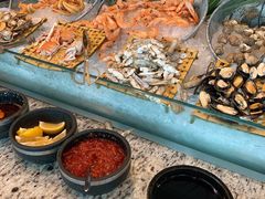 -怡豪大饭店·银顶旋转餐厅