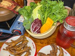 -老鼎万春卤菜(五代传承创始老店)