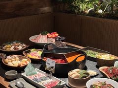 -三出山火锅(南京万象天地店)