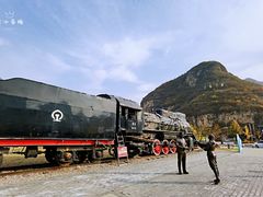 -百里峡七彩艺术小镇