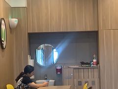 -德克士(车站路店)