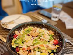 -悦享绿山墙西餐厅