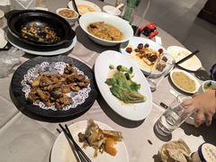 大炖菜配烧饼-静之湖湖畔餐厅