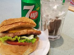 猪扒包-华嫂冰室(尖沙咀店)