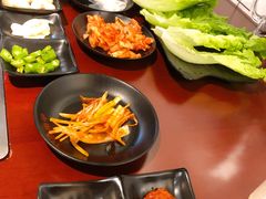 -肉甲韩国木炭烤肉(新壹街1店)