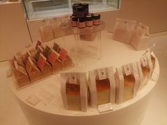 -好利来(南京路一店)