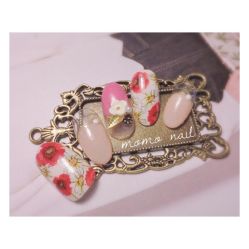 -Momo nail 日系美甲