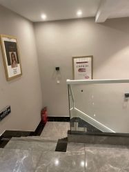 -水灵珑美容造型中心