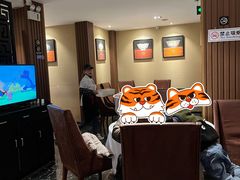 -湖庭壹品鸭王·传统北京烤鸭·别墅私房菜·庭院宵夜(江宁店)