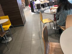 大堂-麦当劳(广州南站店)
