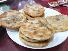 肉三鲜馅饼-老山记海城馅饼大酒店(振兴小区店)