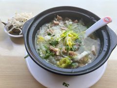 -闫家驴肉老店(华电一校店)