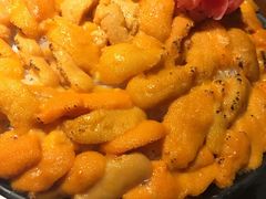 三色海胆饭-魔丼屋(日月光店)