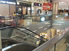 -万宝财富商业广场