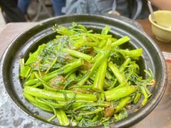 -兴记菜馆