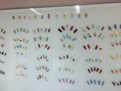 -EMILY艾枚莉美甲美睫·美颜·现磨咖啡