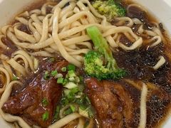 -康师傅私房牛肉面(马泉营奥莱店)