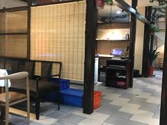 -六福酒馆(秦隆步行街店)