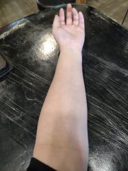 -鳌首刺青纹身 穿孔饰品店