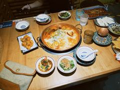 -洱火云南酸菜牛肉火锅(石景山当代商城店)