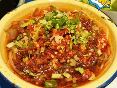 冒粉-马路边边火锅串串(观前街店)