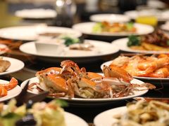 -大中华希尔顿酒店-念自助餐·嗨啤·小龙虾
