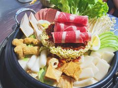 趁热吃肉&nbsp;•&nbsp;雪花肥牛部队火锅-朴太院·朝鲜族炭火烤肉(民乐园总店)