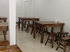 -何记酿皮店(西流湾店)