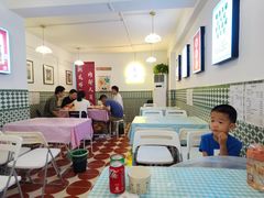 -捌贰虾蟹·江湖菜馆(江汉路店)