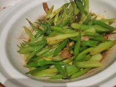 -湘力力小院·鱼汤泡饭(枫林路店)