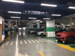 -绿地·新都会-地下停车场