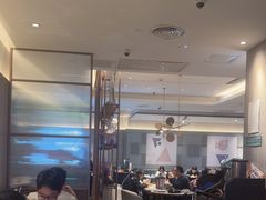 -必胜客(尹山湖歌林公园店)