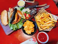 -OX BAR 拉培耶小镇(大连老街店)
