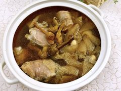 菌菇鸡汤-湘阁里辣(沙井华润万家店)