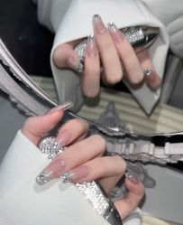 -IDO美甲美睫