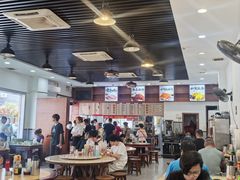 -香辉食馆(新兴路店)