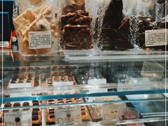 -VENCHI 闻绮(上海佛罗伦萨小镇店)