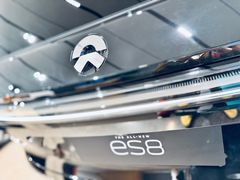 -蔚来中心(北京中关村店)