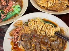 -方铲铲·成都板凳面(滨江银泰店)