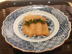 招牌稻草烟熏三文鱼-辉·四季料亭·怀石料理·深夜食堂烧鸟·Omakase