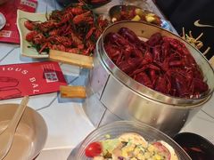 -巴厘龙虾·榜首油焖大虾(音乐学院·沿江酒馆店)