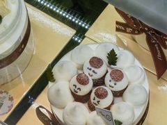 -花花卷卷·鲜食蛋糕(静安久光百货店)