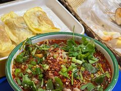 冒脑花-马路边边火锅串串(观前街店)