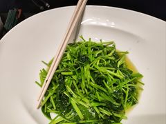 -忆江南·临江鱼馆