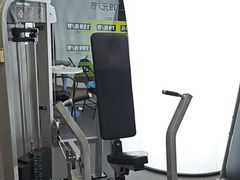 -超鹿运动(五四路恒力城店)