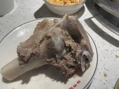 -三人行骨头王火锅(长寿店)