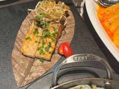 -海派悦庭·海胆烧麦·新融合菜(凯德广场店)