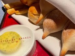 -弦月窗LUNETTE BY AMANDA(复兴路店)