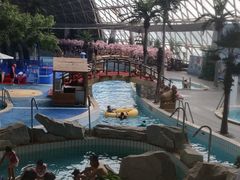 -天山海世界·米立方